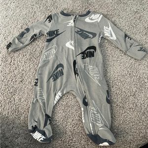 Nike footed pjs